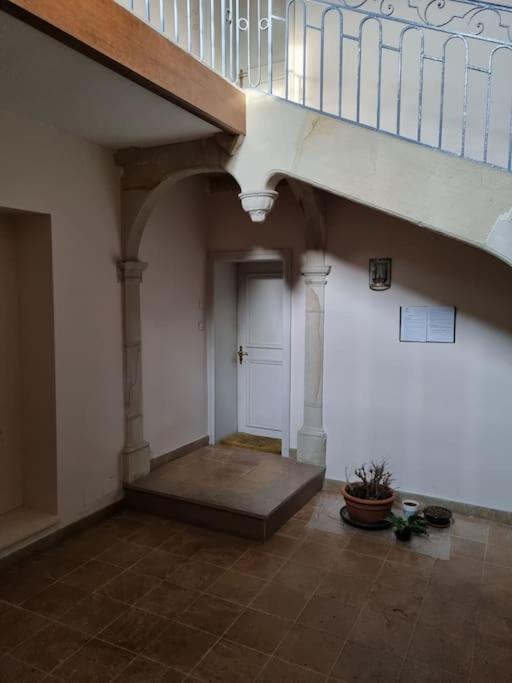 L'Ourse, Epinal,Tres Bel Appartement Quartier Port ภายนอก รูปภาพ